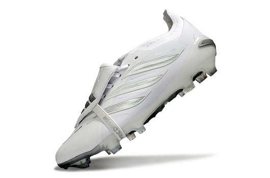 Predator 26 Tongue Elite FG